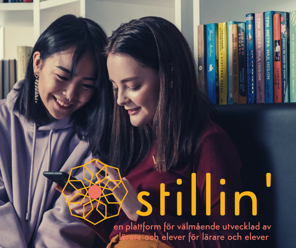 Stillin bild av två flickor